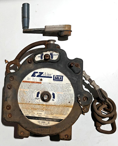 Line retractable horizontal - retractable,